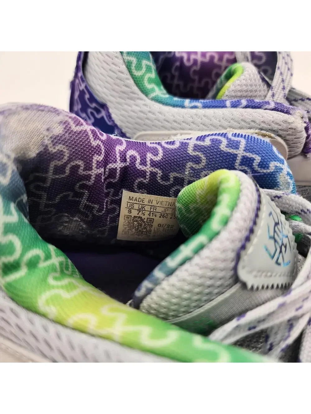 Adidas D.O.N. Issue #3 Autism Awareness Basketball Shoes 8 - Picture 9 of 9